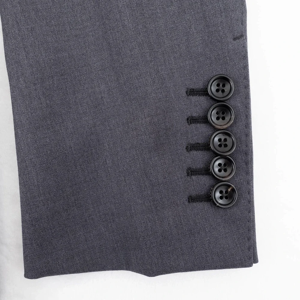 NWOT GUCCI Slim Fit Wool Suit Men's 46 Gray
